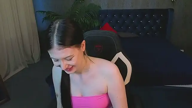 vinessa_dream momentopname van live room op Stripchat