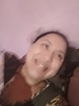 vulgovic_ Momentaufnahme des Live-Raums auf Stripchat