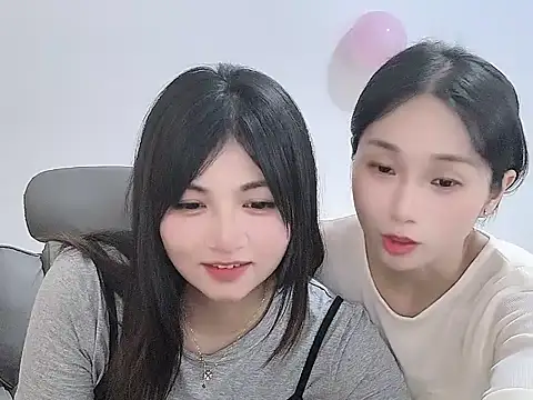 xiaoling-one001 Momentaufnahme des Live-Raums auf Stripchat