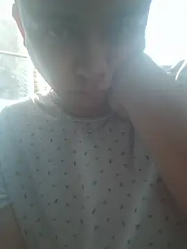 yered540h Momentaufnahme des Live-Raums auf Stripchat