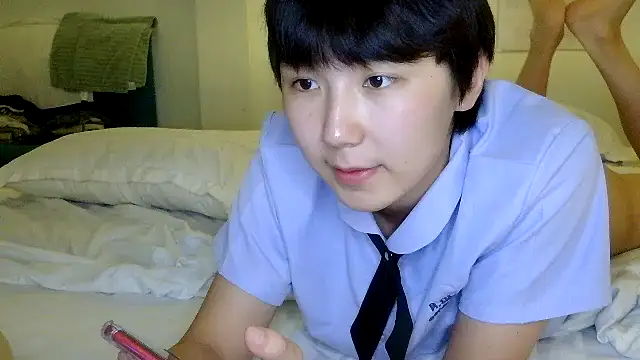 yun_ian Momentaufnahme des Live-Raums auf Stripchat