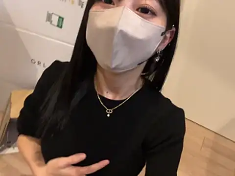 yunayuna_1231 Momentaufnahme des Live-Raums auf Stripchat